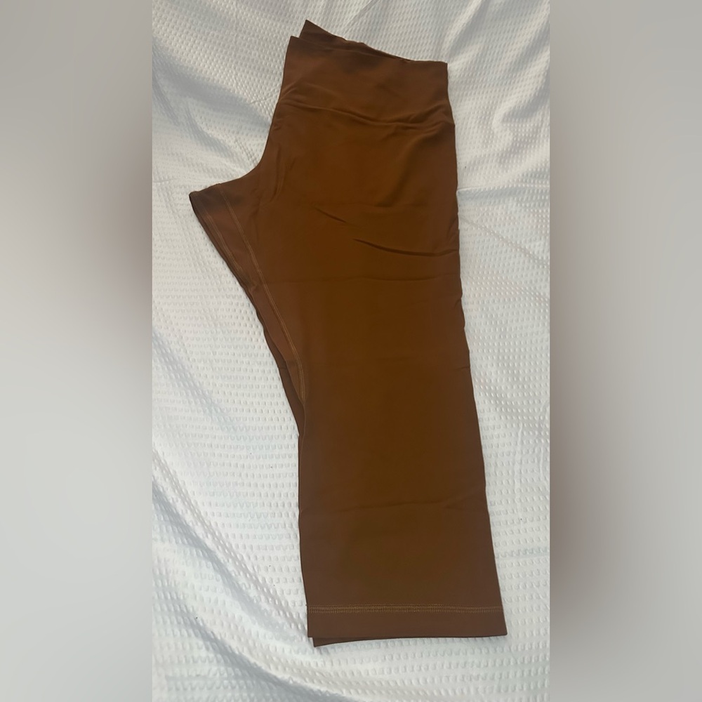 Lululemon Align leggings.  23” cropped size 20 color Copper Brown